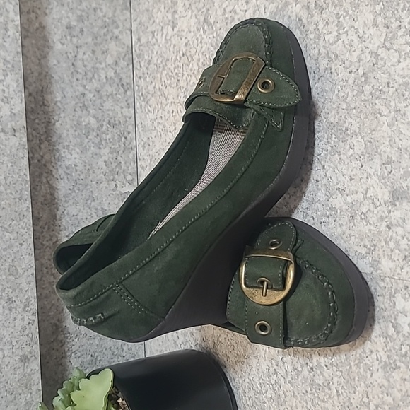 American Eagle Outfitters Green Faux Suede Women's Loafers - Picture 3 of 8